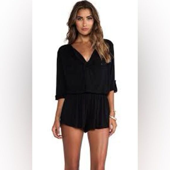 Revolve Malik Romper in Black Young, Fabulous & Broke size XS - Picture 1 of 11